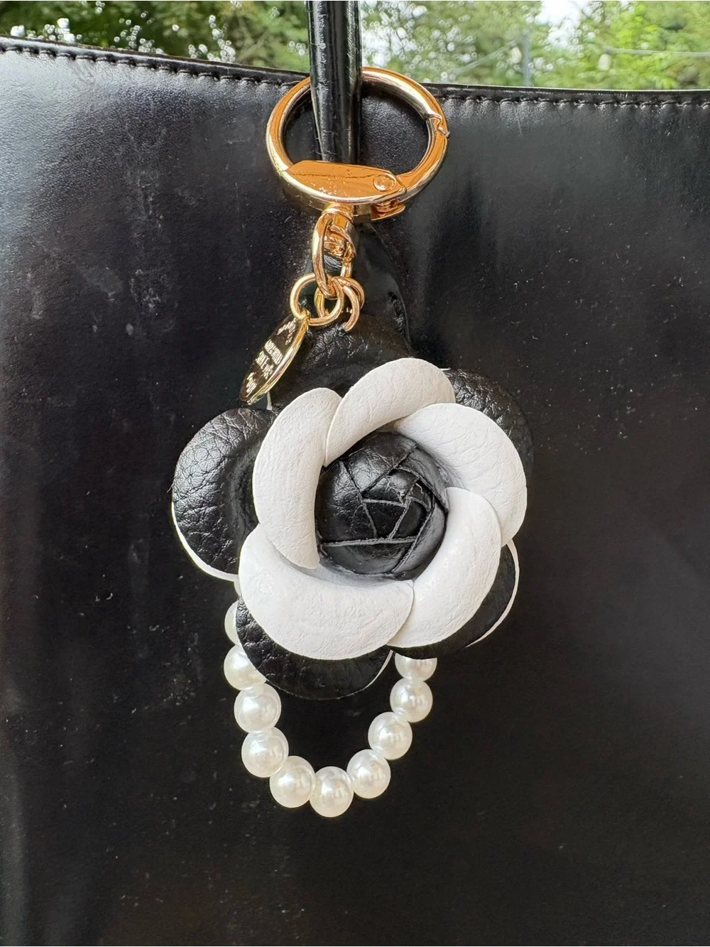 Elegant Bag Flower with Pearl Bag Charm